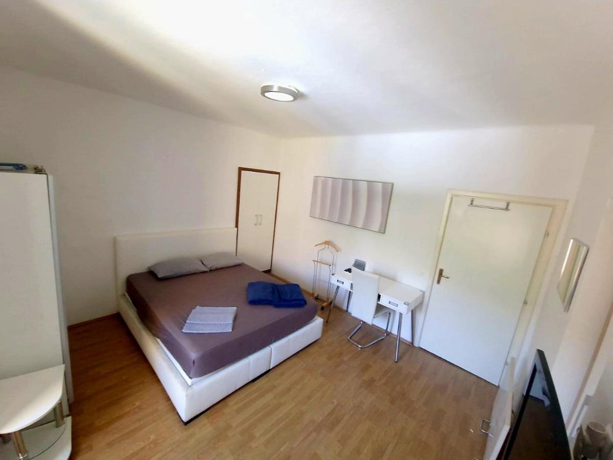 Apartments Eis 巴斯卡 外观 照片